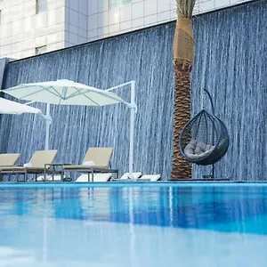 Al Khoory Sky Garden מלון
